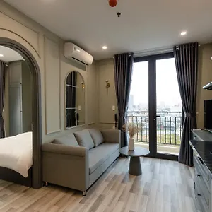 https://mercury-beach-danang.hotelsofhoian.com