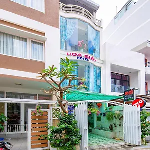 Oyo828华解酒店 酒店