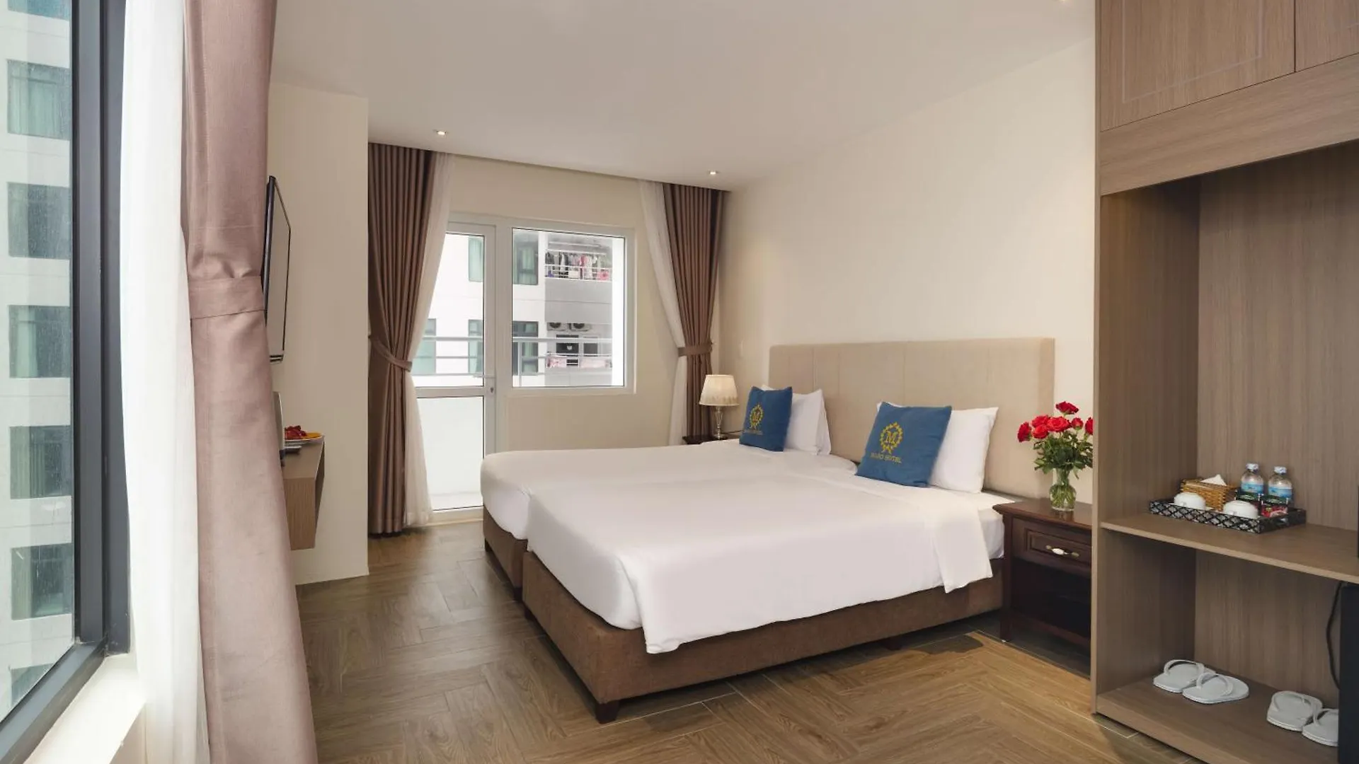 Maro Hotel & Apartment Нячанг 4*,
