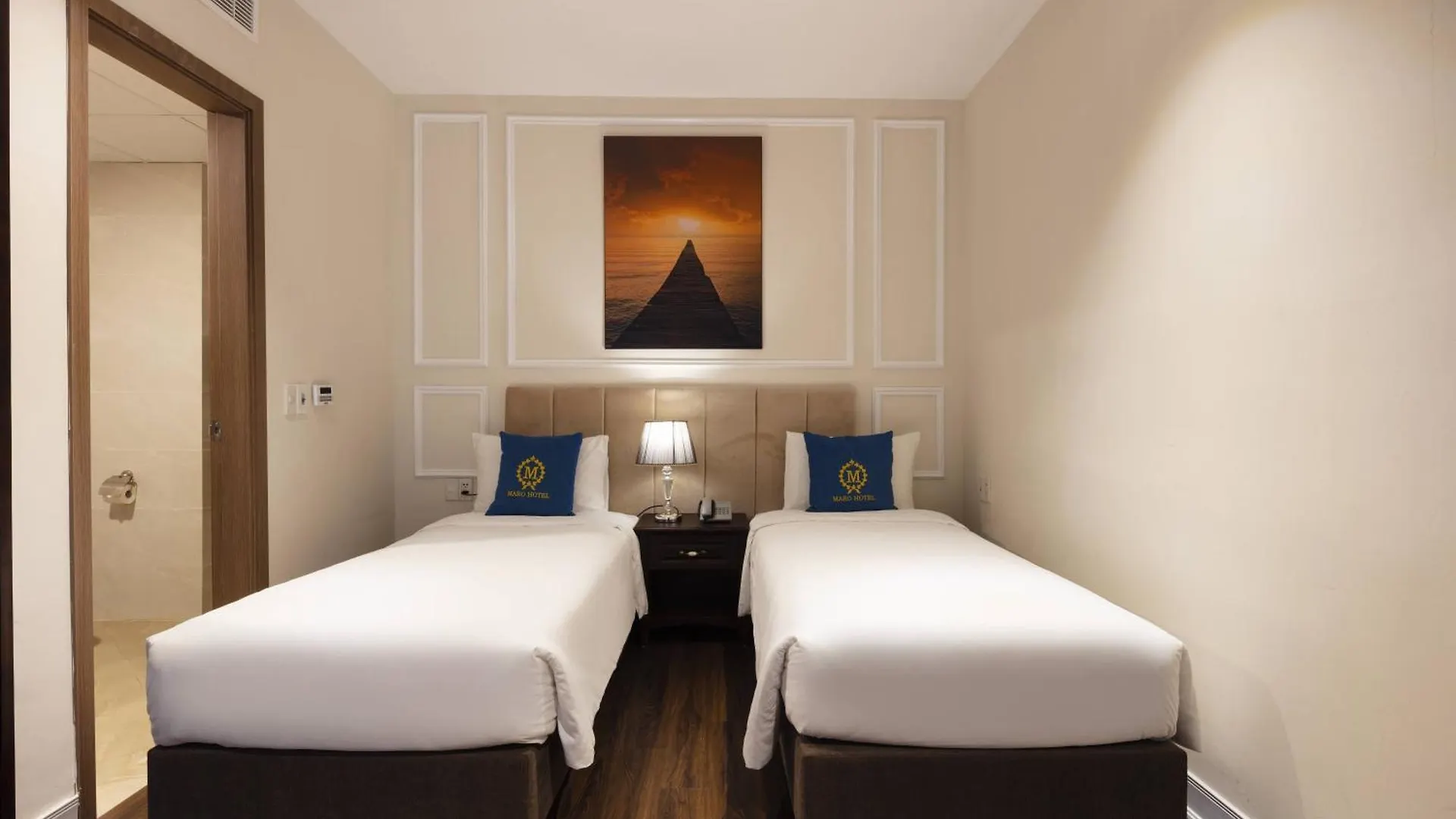 Maro Hotel & Apartment Нячанг